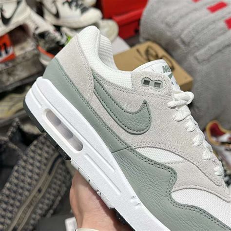 nike air max 1 lv 8|nike air max 1 green.